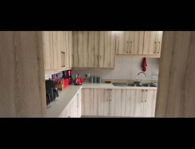 4 BEDROOM HOUSE FOR SALE IN BOOYSENS